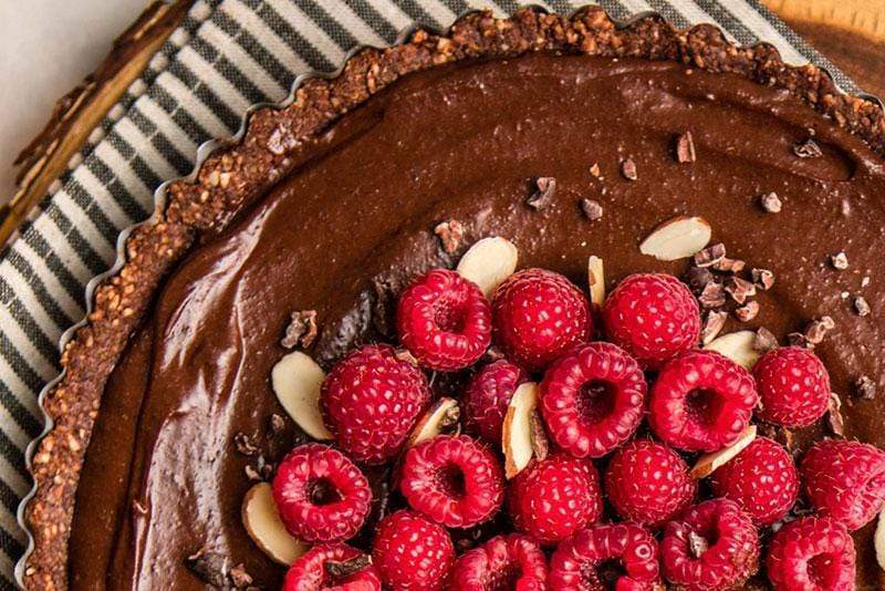 Veganski tart s malinama i čokoladom – bez glutena!